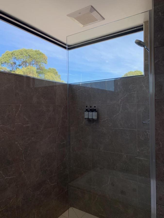 Captains Cove 1St Floor Spa Luxury Apartments - Free Netflix เพย์เนสวิลล์ ภายนอก รูปภาพ