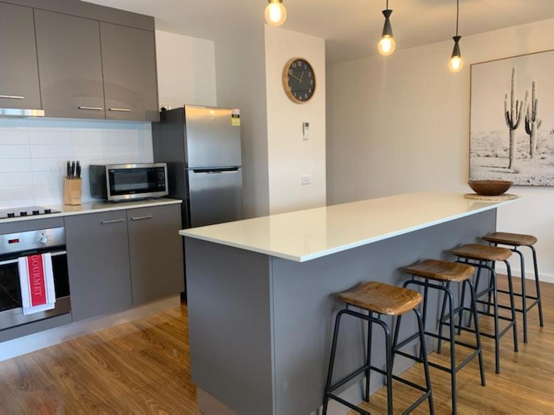 Captains Cove 1St Floor Spa Luxury Apartments - Free Netflix เพย์เนสวิลล์ ภายนอก รูปภาพ