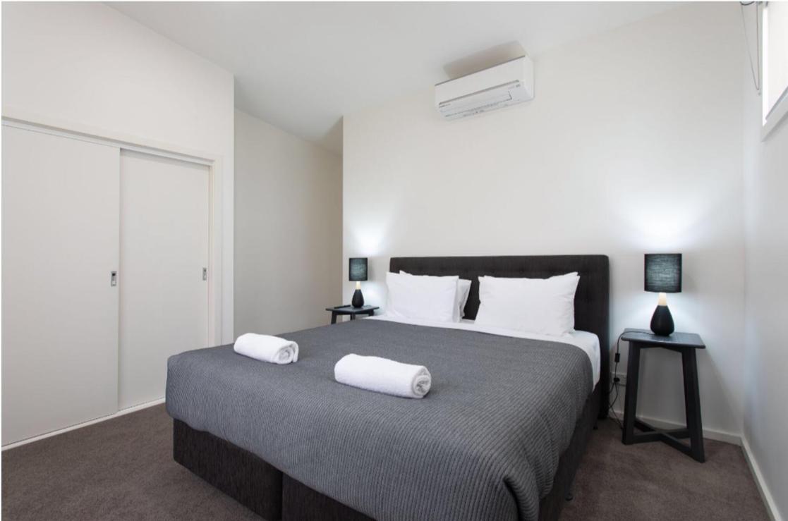 Captains Cove 1St Floor Spa Luxury Apartments - Free Netflix เพย์เนสวิลล์ ภายนอก รูปภาพ